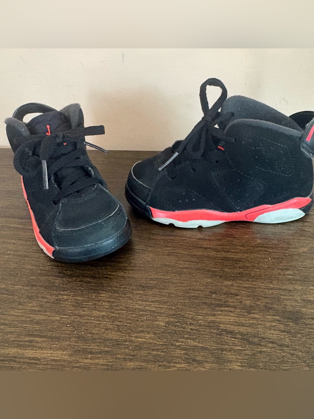 Jordan 6 Retro Infrared Toddler 7C Black Red Sneakers